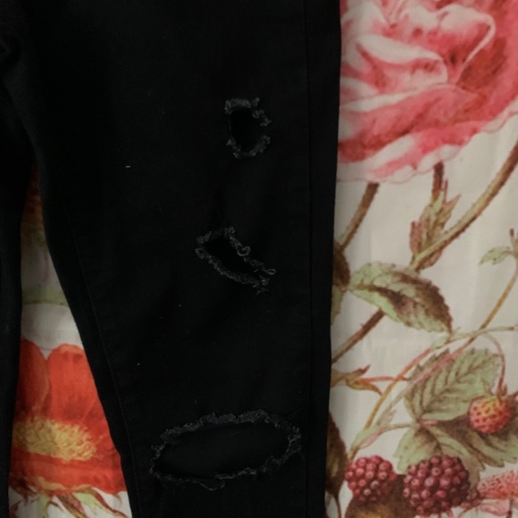 Levi’s High Rise Skinny Je… - Picture 3 of 6